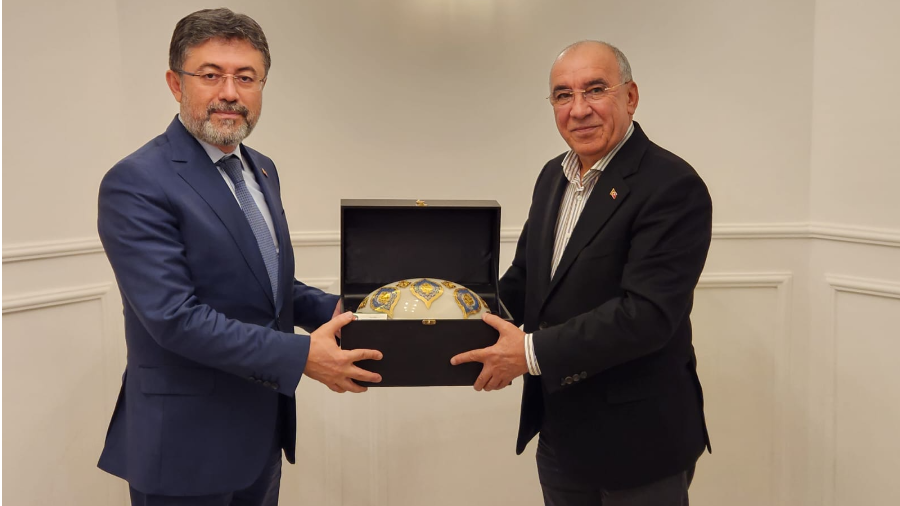 T.C. Tarım ve Orman Bakan Yardımcısı İbrahim Yumaklı, Şeker-İş Sendikası’nı ziyaret etti.